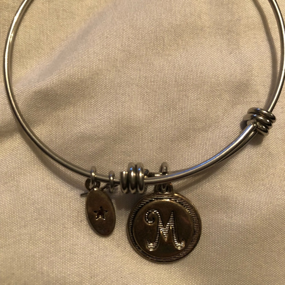 Charm bracelet